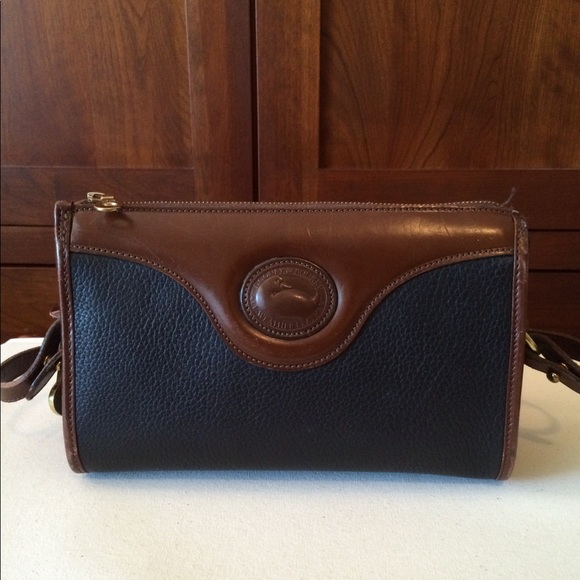 Dooney & Bourke Crossbody Bag - Picture 1 of 12